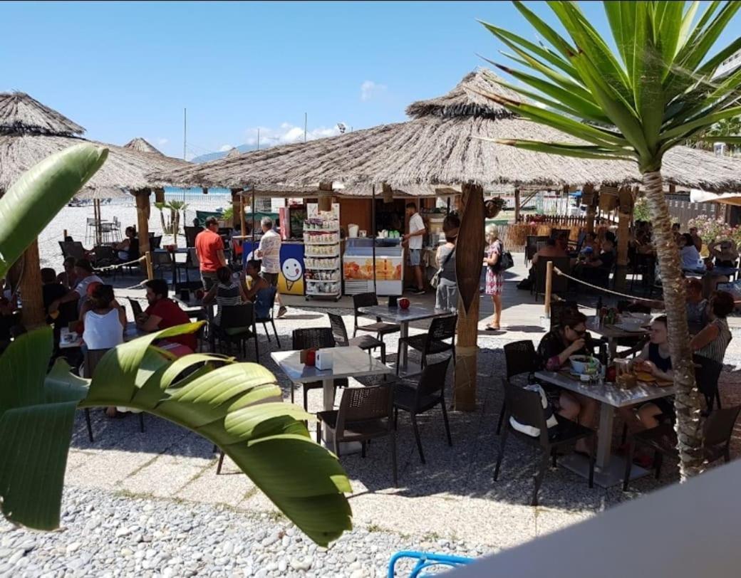 Affittacamere L'Orchidea Βεντιμίλια Εξωτερικό φωτογραφία