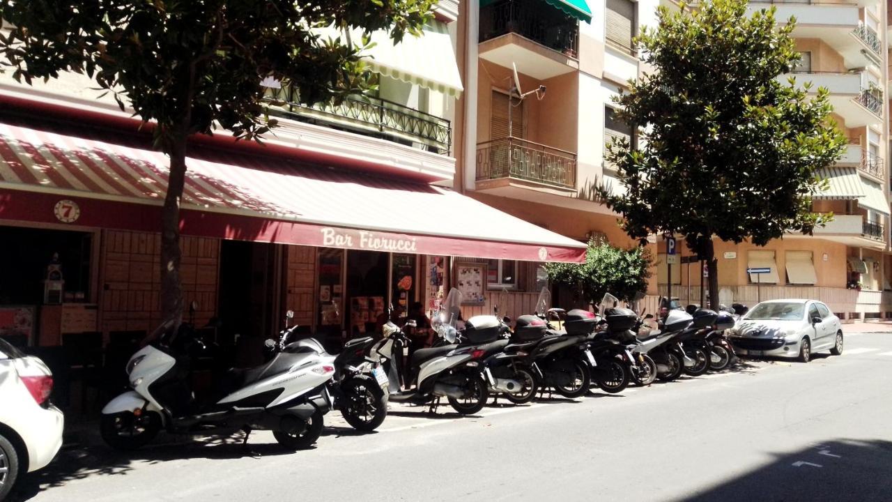 Affittacamere L'Orchidea Βεντιμίλια Εξωτερικό φωτογραφία
